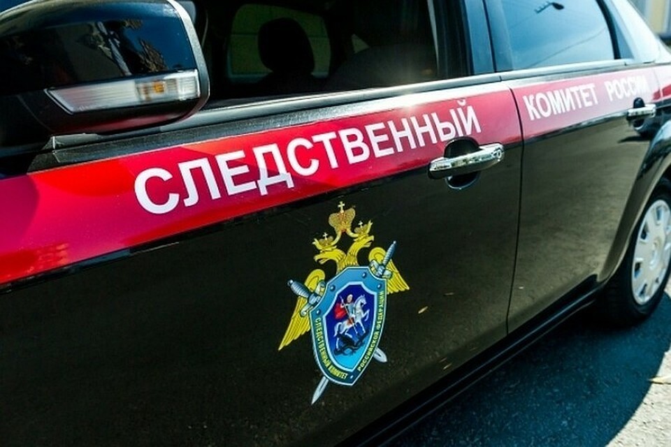В Краснодаре женщина выпала с 10-го этажа