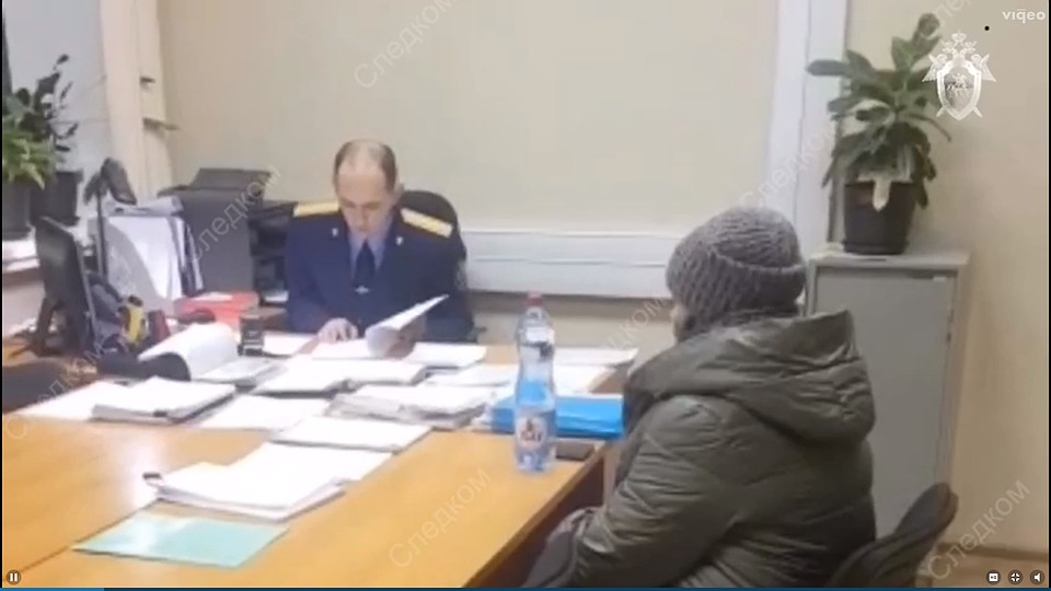Никто не следил за здоровьем девочки, которая умерла в запертой квартире. Фото: СУ СК России по Кировской области