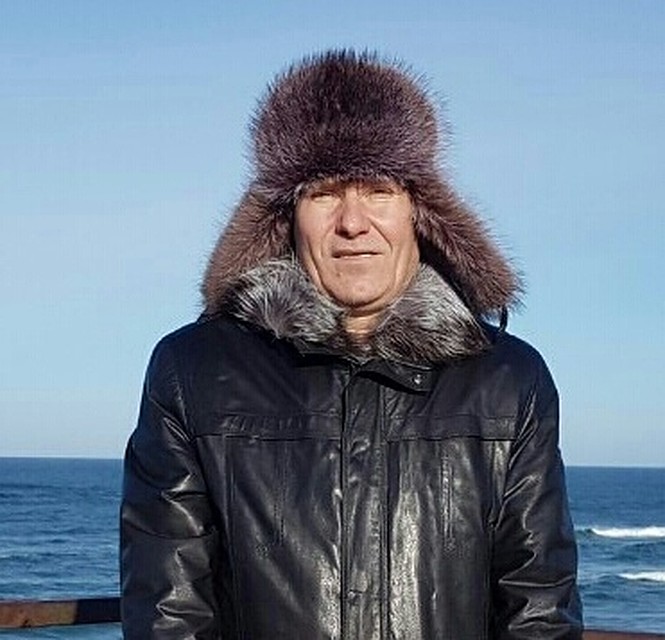 Олег Костомаров.
