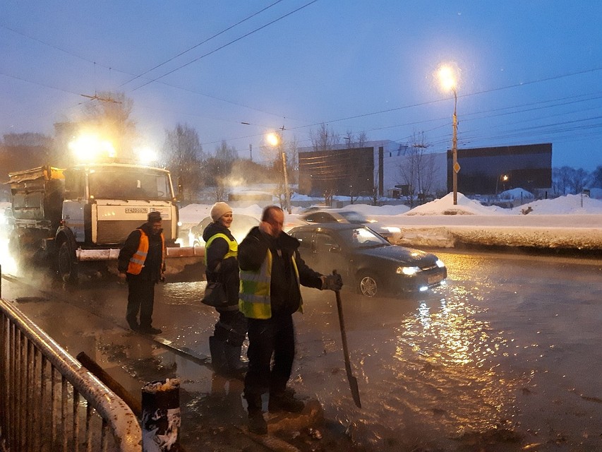 Отопление включили во всех домах на улице Нижней в Ижевске
