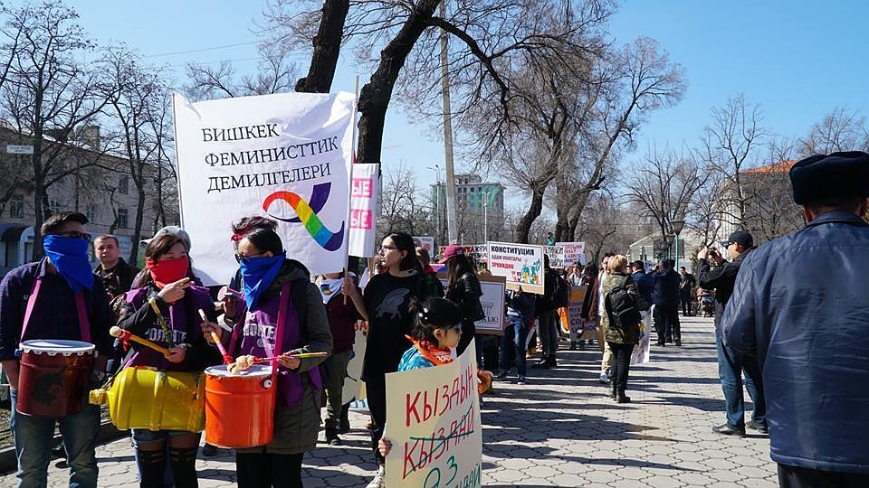 Марш солидарности проходит в Бишкеке четвертый год подряд