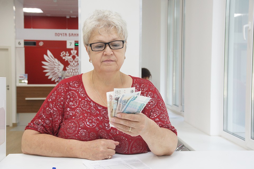 Омичка получила 340 тысяч за травму в автобусе и требует в суде еще 450