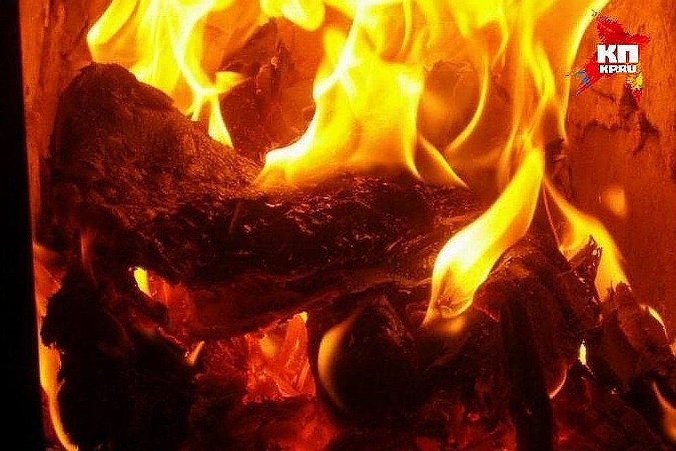 Мальчик спас себя и дедушку во время пожара.