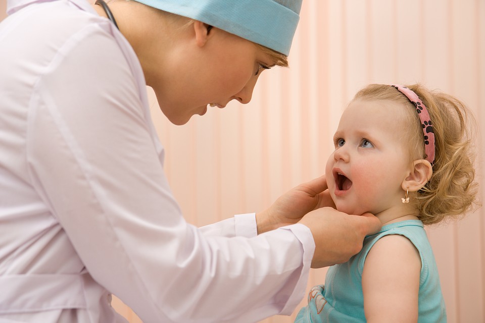 В возрасте от 3 до 7 лет дети особенно подвержены проблемам с аденоидами Фото: mama.si