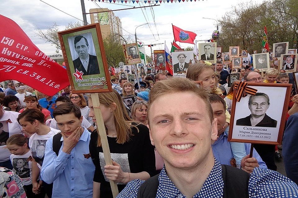Кол Бродовски не продлил вовремя визу