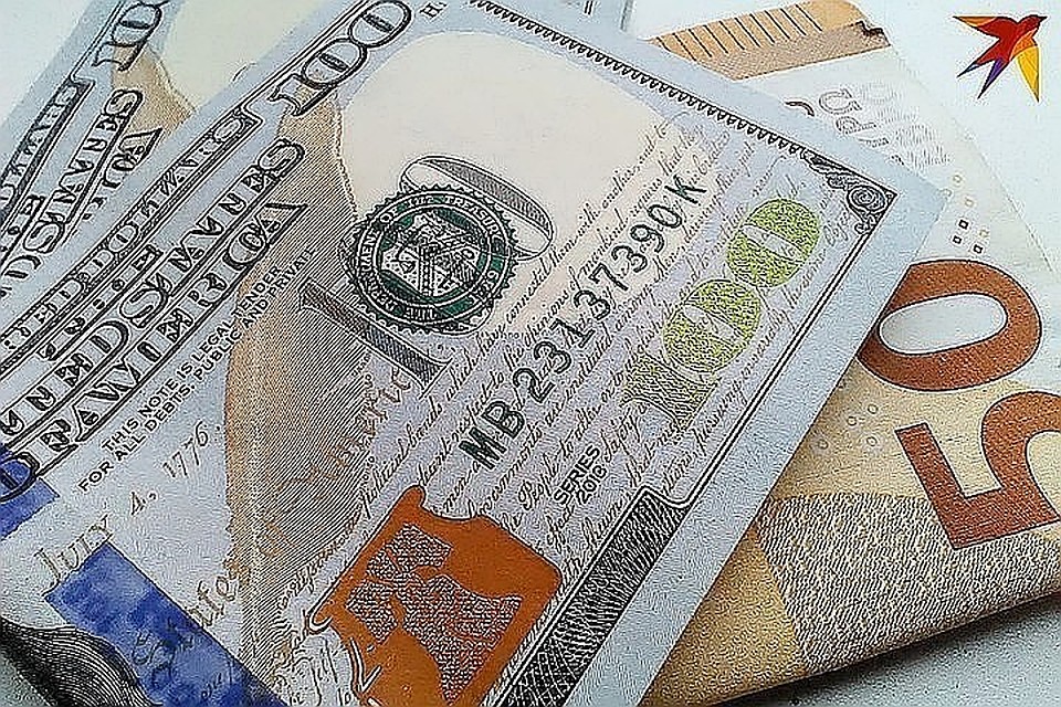 Правительство ожидает, что курс доллара вырастет до 2,38 руб