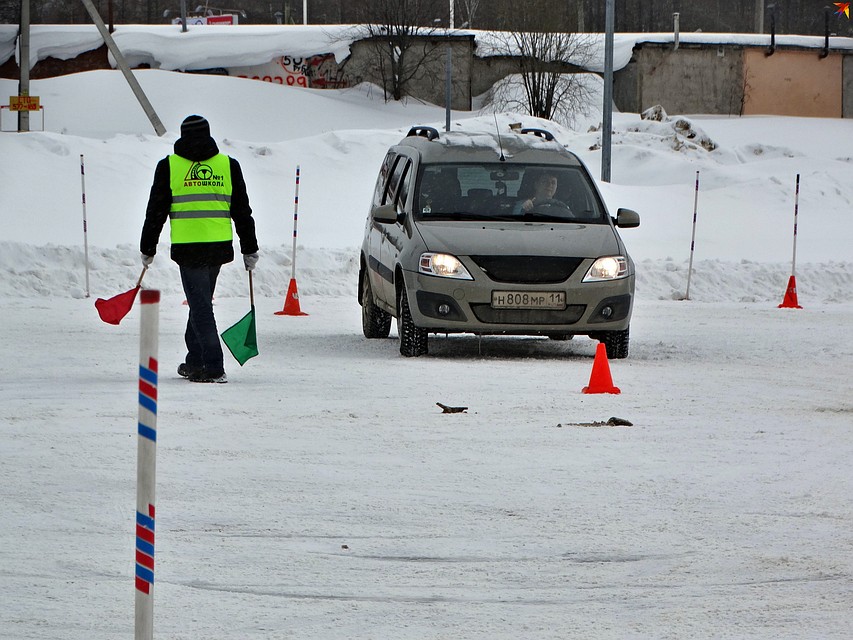 В Сыктывкаре выбрали лучшую автоледи