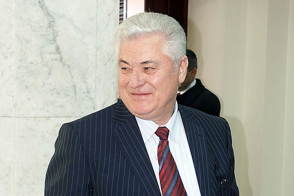 Владимир Воронин говорит, что эти выборы были самыми сфальсифицированными.
