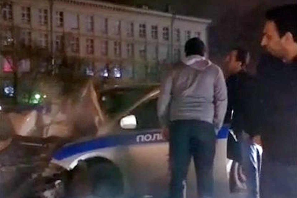 Несмотря на серьезные повреждения автомобиля, сам водитель, к счастью, почти не пострадал