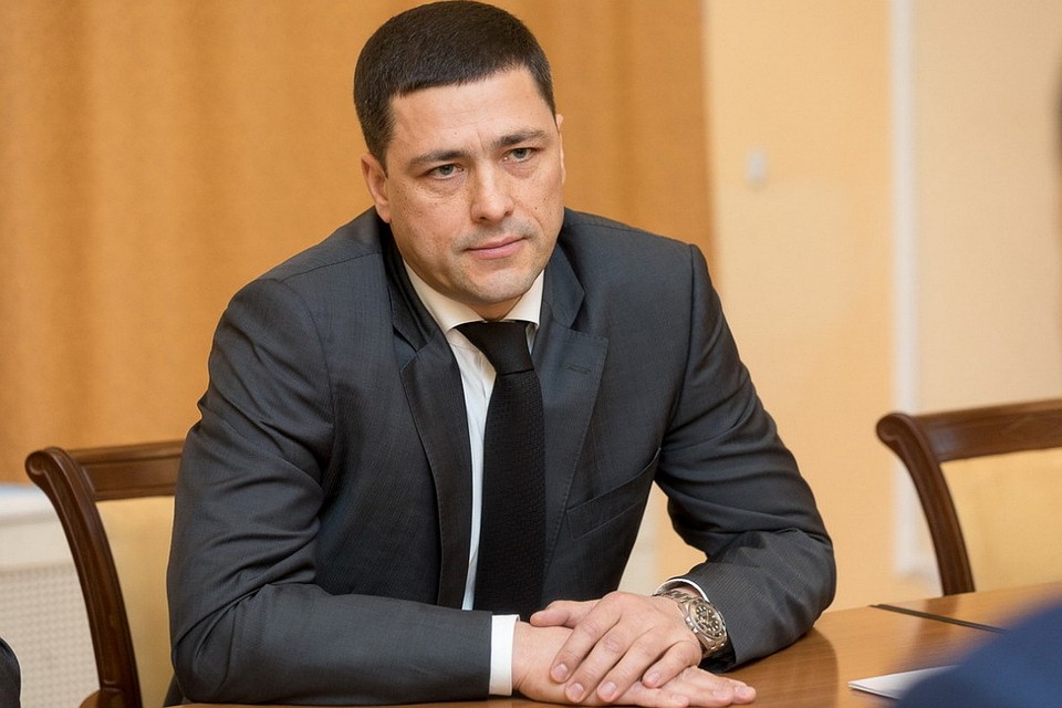 Михаил Ведерников, губернатор Псковской области, прокомментировал ситуацию вокруг истории с Еленой Перчиковой и ее дочерью Тасей.