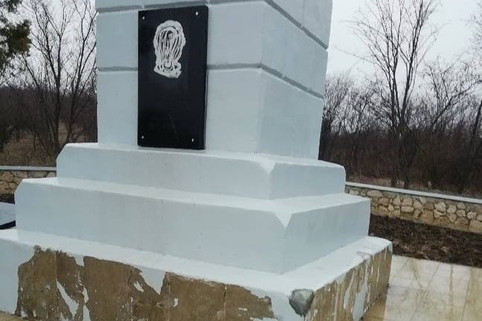 Вандалы повредили памятник Григорию Потемкину, установленный на месте его смерти