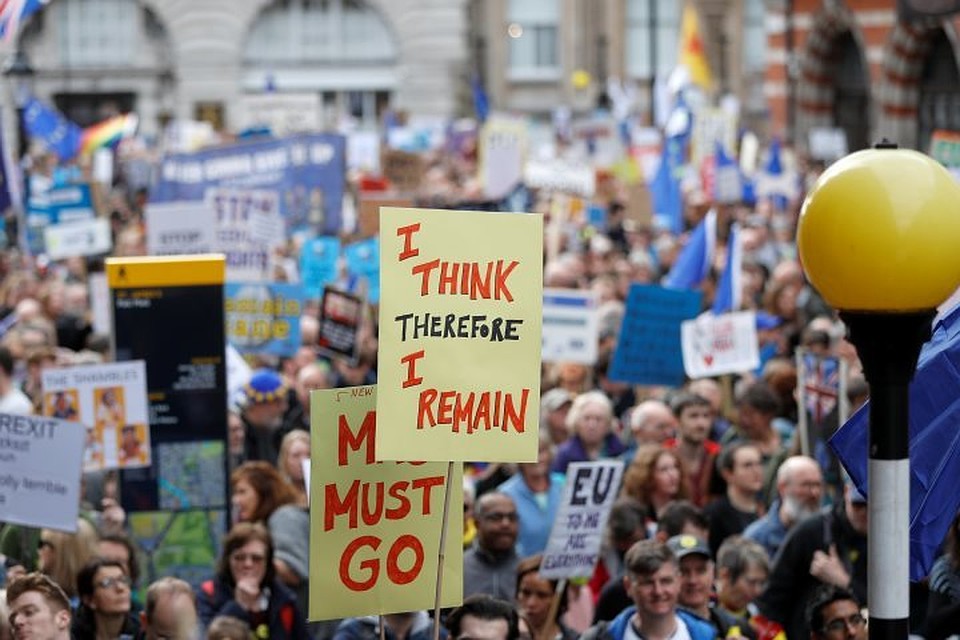 В Лондоне проходит митинг с требованием провести второй референдум по Brexit