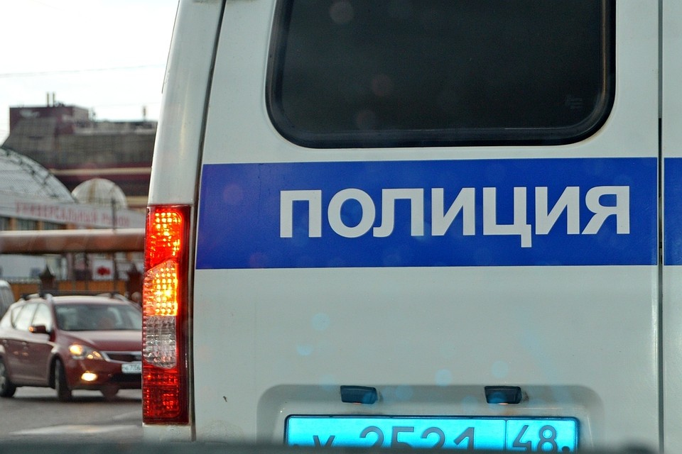 Задержанного увезли в Петербург