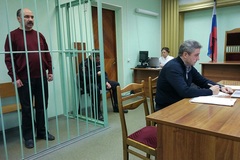 Игорь Бабенко в последнем слове просил оставить его на свободе. Фото: Сергей Неверович / Телекомпания ТВ-21