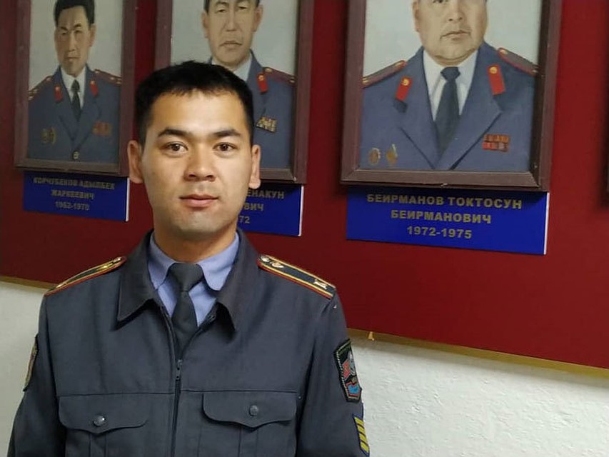 Парень отца не подвел и в экстренной ситуации вспомнил все, чему тот его учил.
