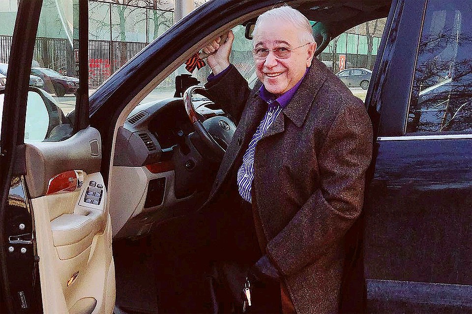 Евгений Петросян.