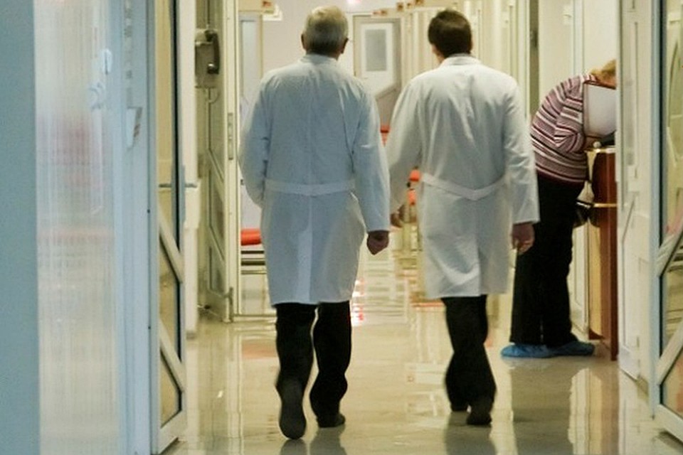 Зачем врачей втягивать в политическую жизнь. Нечего им пудрить мозги нашими бытовыми проблемами.