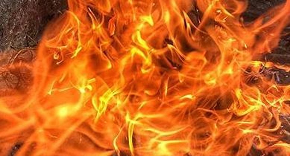Пока что причины пожара неизвестны.