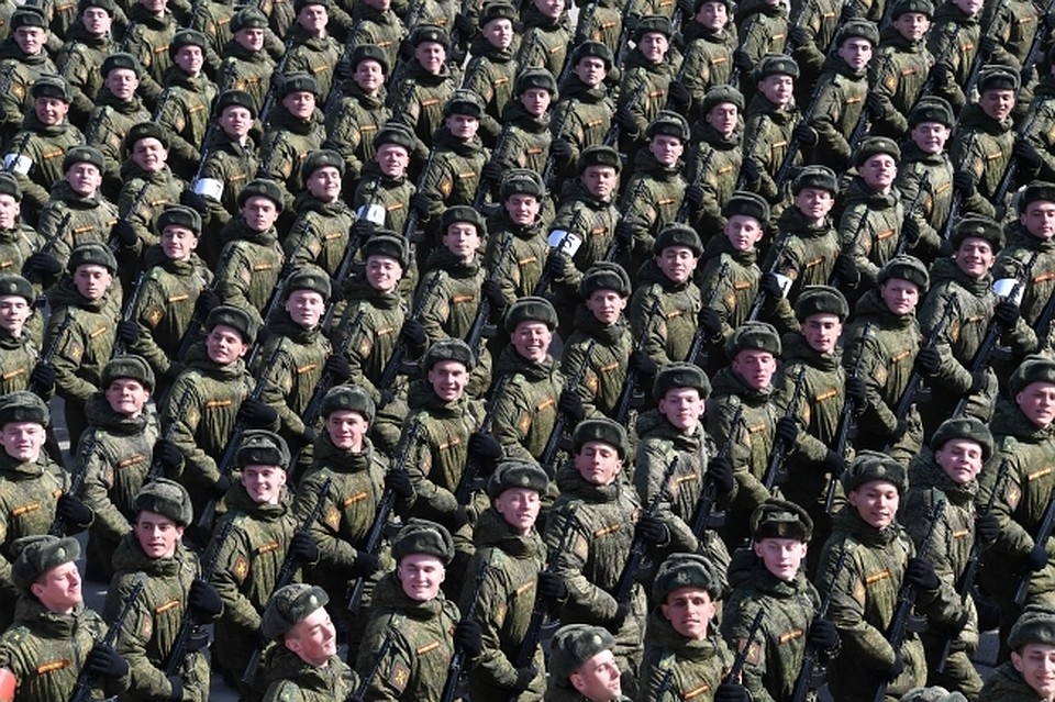 В Хабаровске прошла тренировка парадных расчетов