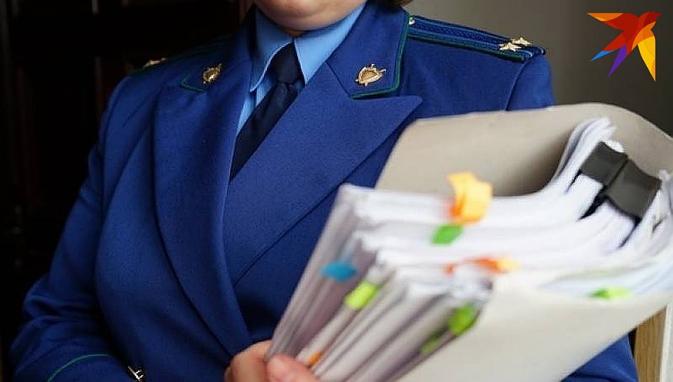 Прокуратура восстановила на работе незаконно уволенного работника завода в Тверской области