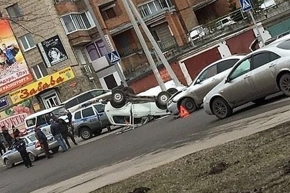 В аварии пострадала пассажирка "Нивы". Фото: instagram.com/prokopievsk_ru
