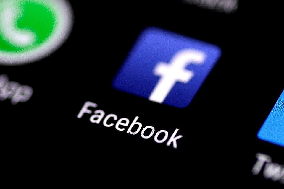 Facebook и Twitter дали девять месяцев для локализации данных