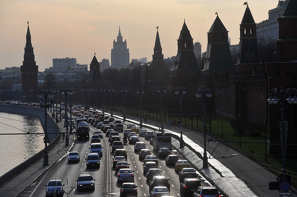 В Москве назвали марки автомобилей, водители которых чаще других нарушают ПДД
