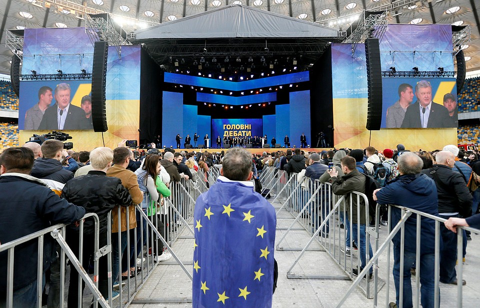 Дебаты Порошенко и Зеленского прошли в Киеве 19 апреля.