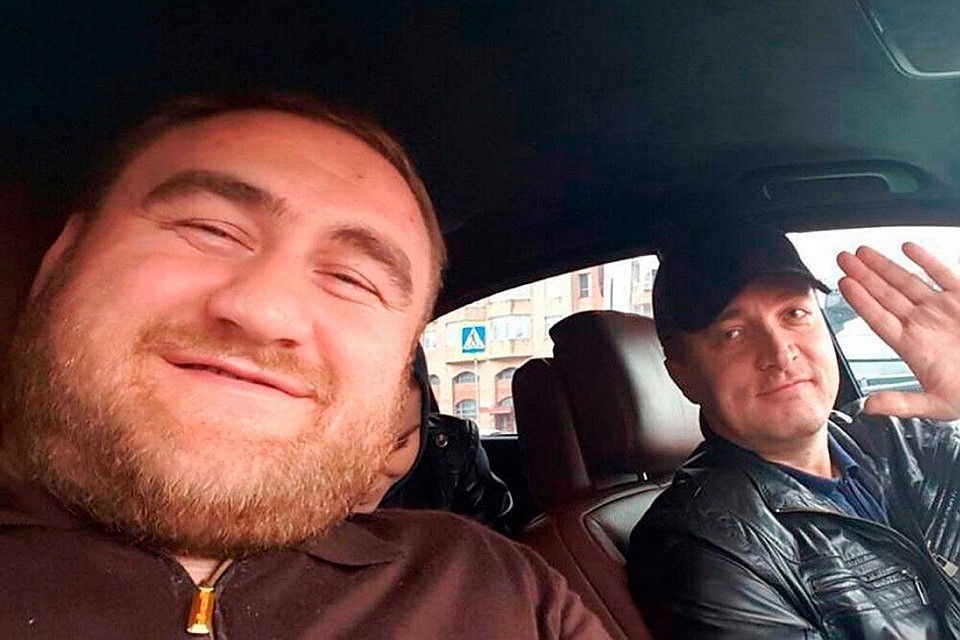 Рауф Арашуков и задержанный Тимур Бетуганов. Фото: из открытых источников / распространялось родными Аслана Жукова