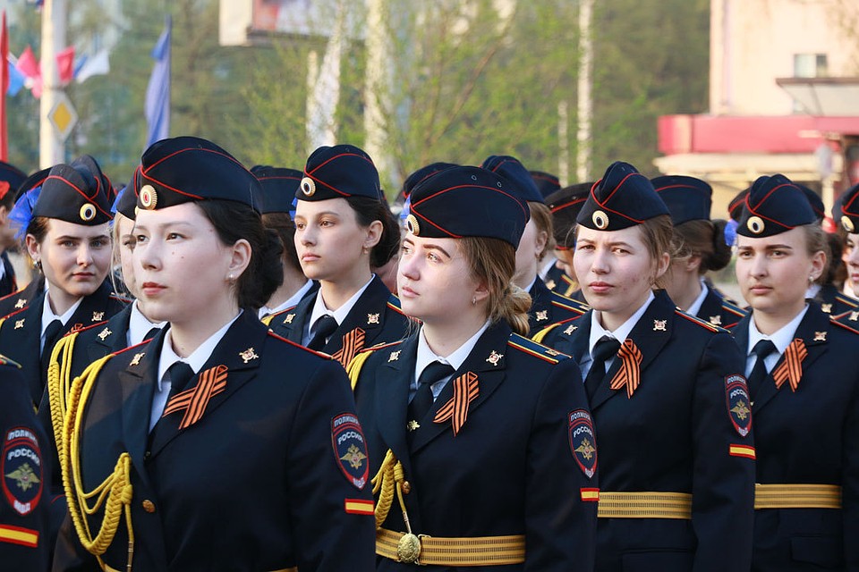 В Барнауле прошла репетиция Парада победы. Фото: Олег УКЛАДОВ