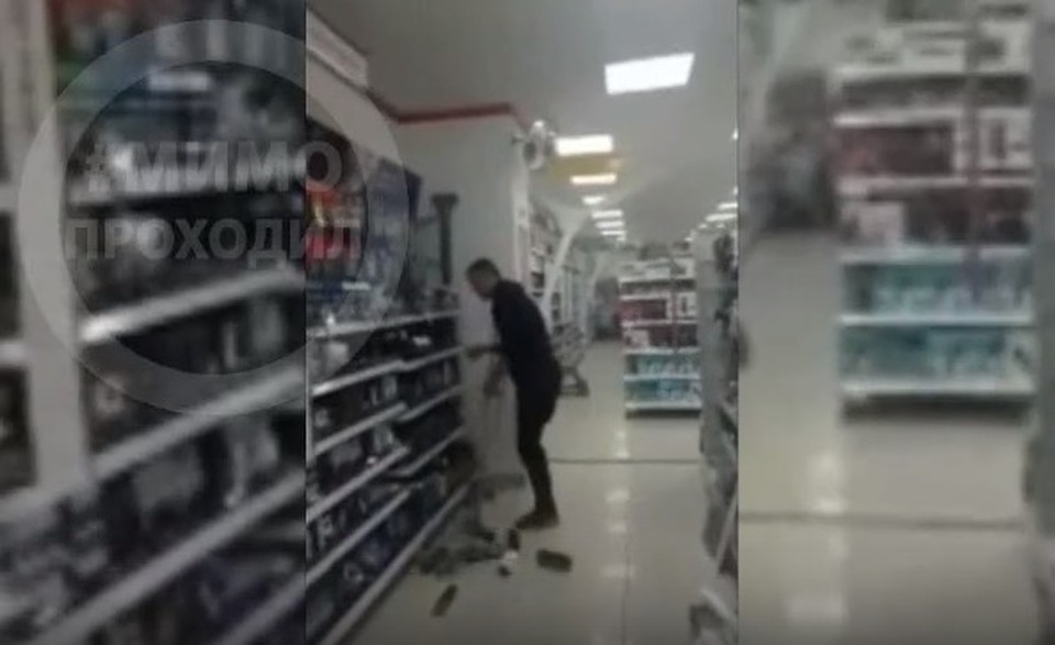Кадр с видео, размещенного в группе «Мимо проходил» ВКонтакте
