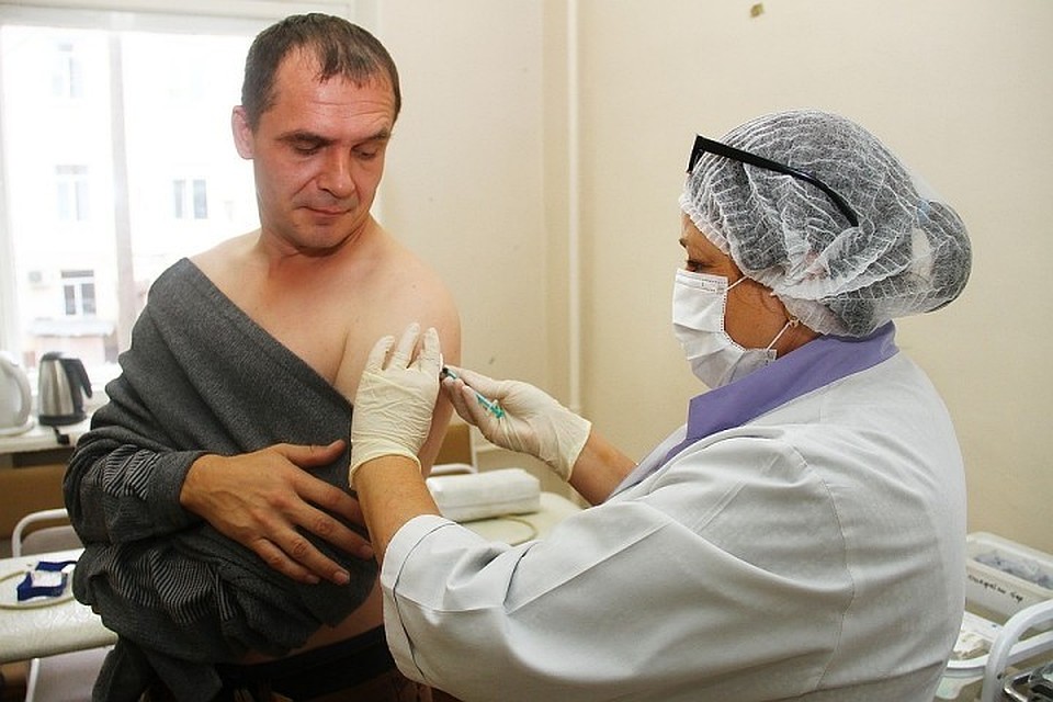 Более 2,8 тысячи человек пострадали от клещей