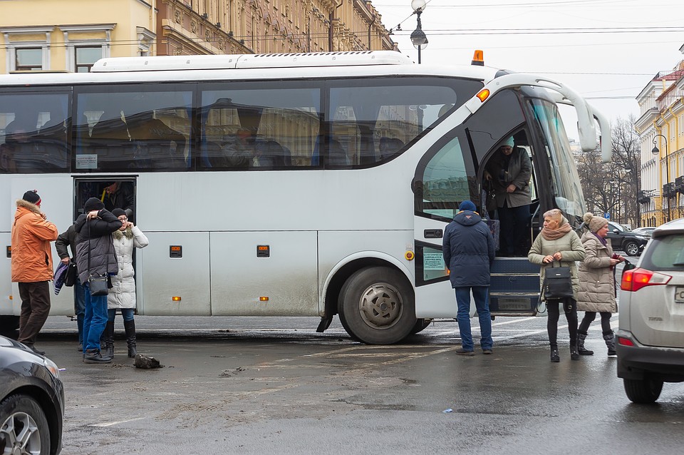 "Третий парк" открыл перевозки из Петербурга в Финляндию