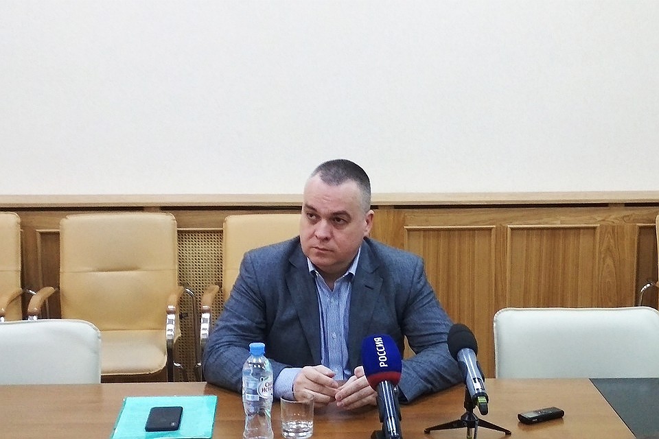 Илья Вячеславович заработал за год в 120 раз больше супруги