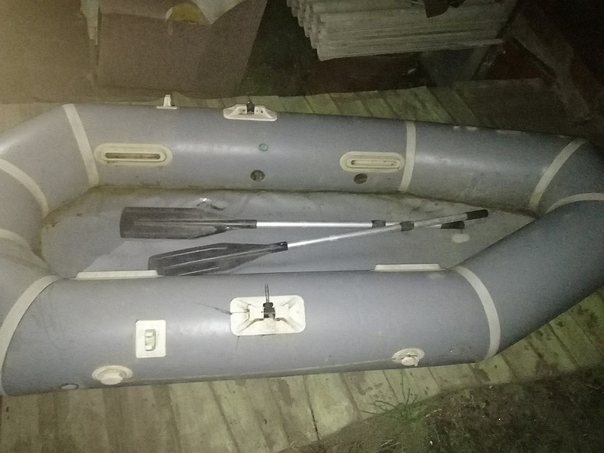 Эту лодку полицейские изъяли у рыбака