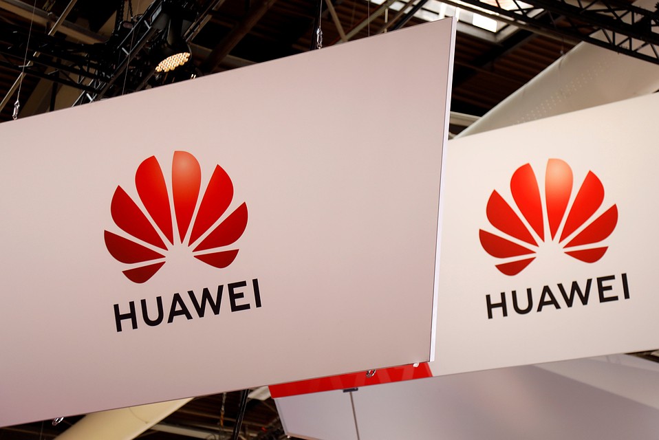 Американские IT-компании приостанавливают сотрудничество с Huawei
