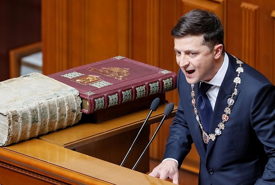 Зеленский произнес свою речь на украинском языке, изредка переходят на русский