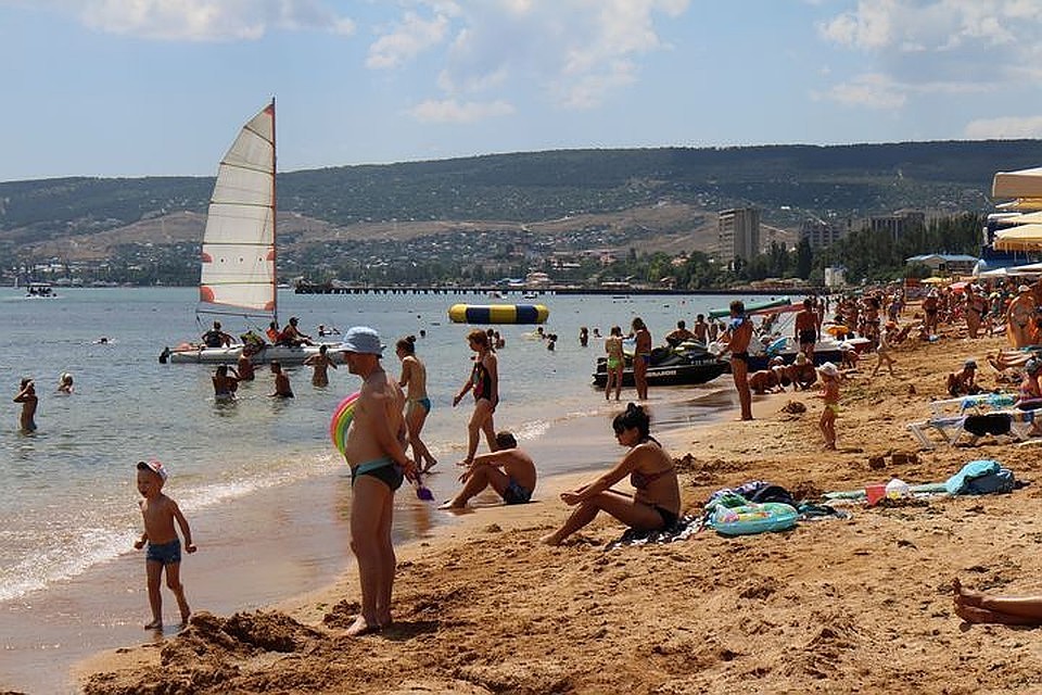 Всего в Крыму насчитывается 441 пляж