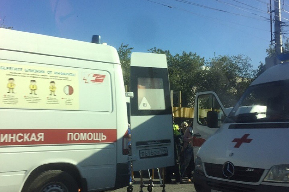 Девочку увезли в больницу. Фото: Алина Алимбекова.