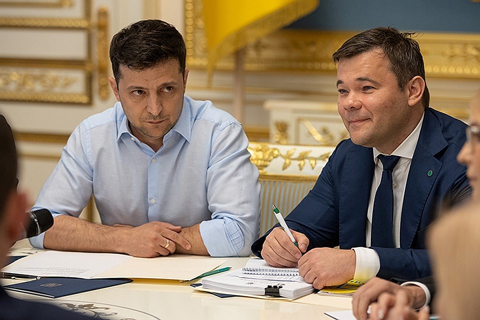 Владимир Зеленский и Андрей Богдан (справа)