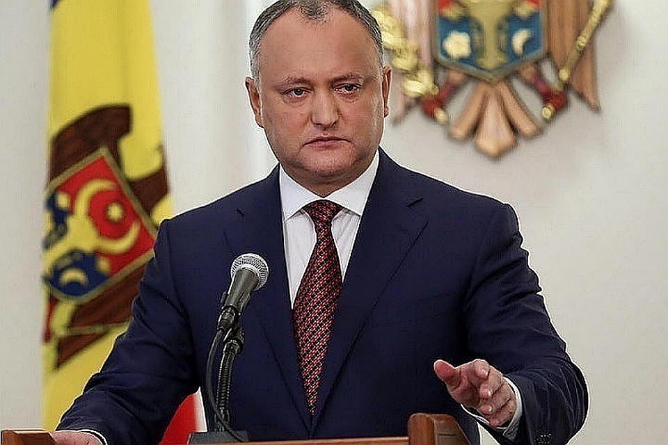Додон считает, что избежать неминуемого роспуска парламента и досрочных выборов можно только избрав в ближайшие дни его спикером лидера ПСРМ Зинаиду Гречаный