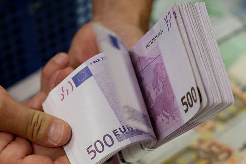 Средняя зарплата женщин в Литве отстает от зарплаты мужчин.