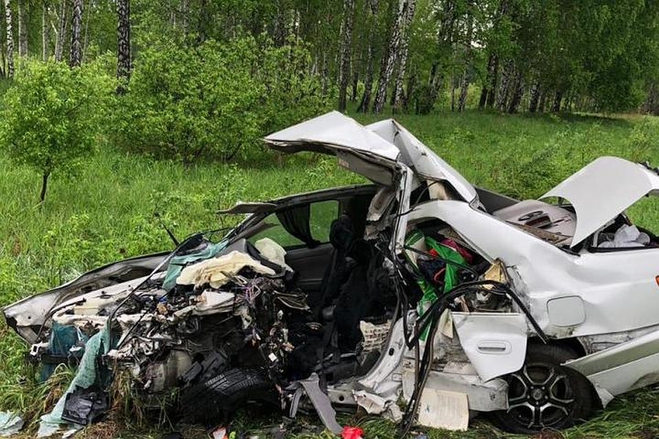 В результате аварии погибли двое взрослых и ребенок Фото: ГУ МВД по Новосибирской области