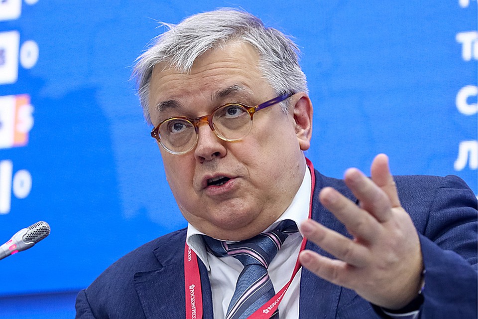Разработки в области искусственного интеллекта, обеспечат принципиально новый путь развития образования и науки в России, - прокомментировал ректор Вышки Ярослав Иванович Кузьминов
