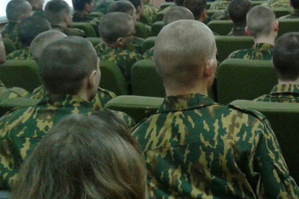 Военнослужащий контрактной службы скоропостижно скончался в Барановичах.