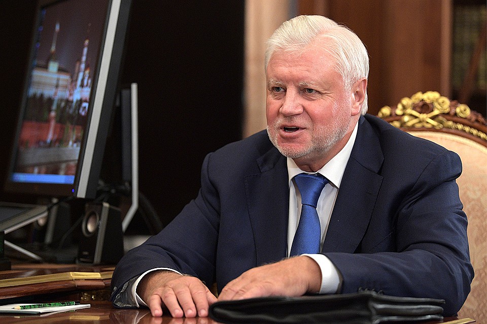 Лидер партии "Справедливая Россия" Сергей Миронов во время встречи с президентом РФ Владимиром Путиным в Кремле. Фото Алексей Дружинин/пресс-служба президента РФ/ТАСС