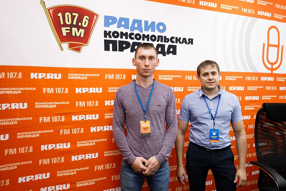 Руководитель отдела запчастей компании "Империя авто" Сергей Волков, руководитель сервиса компании "Империя авто" Максим Зайцев