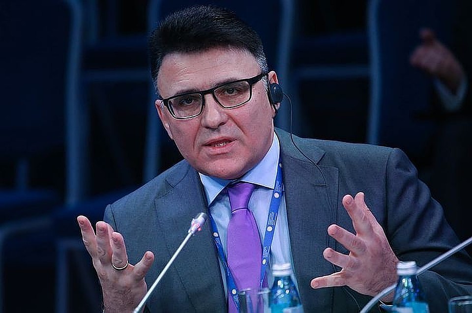 Глава Роскомнадзора Александр Жаров