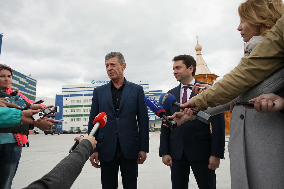 Дмитрий Козак пообещал, что правительство будет контролировать уход Мурманской области от мазутозависимости. Фото: gov-murman.ru
