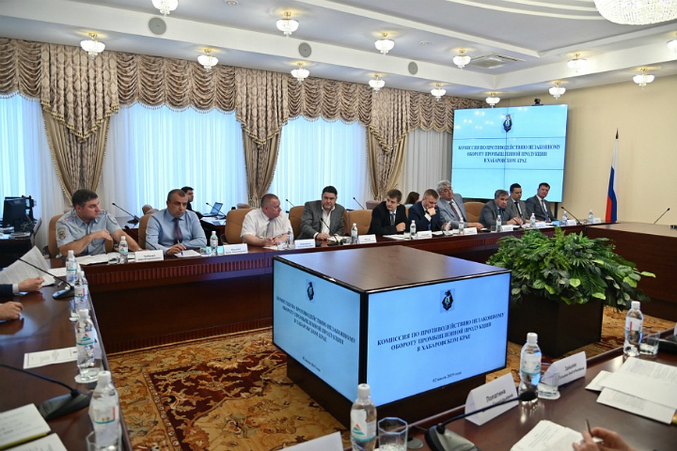 Спутники выследят браконьеров в летнюю путину в Хабаровском крае